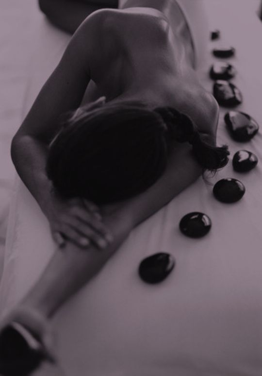Cygalle Healing Spa purple-stone