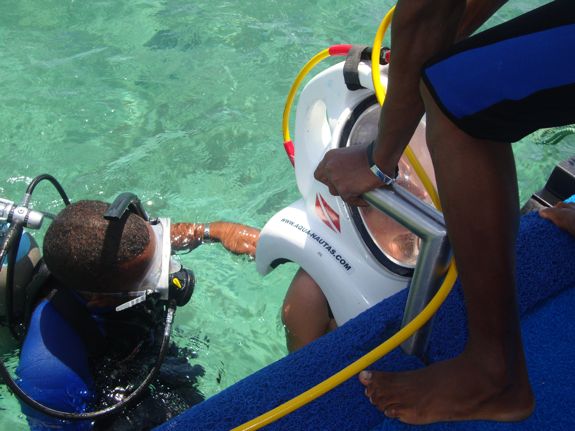 1 aquanautas helmet diving in Bayahibe - casa de campo living 1 aquanautas helmet diving in Bayahibe - casa de campo living