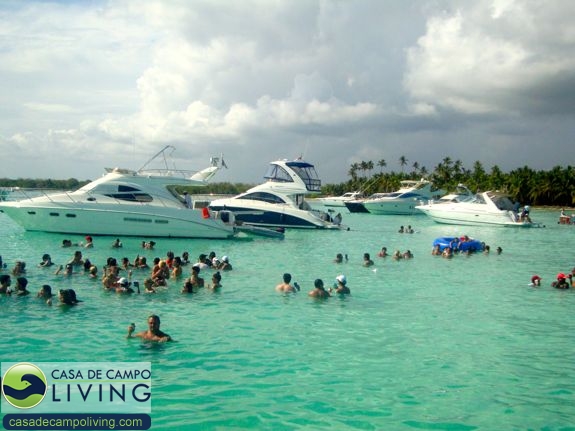 Miami Dolphin Cheerleaders at Palmilla with ERH MARINE, Casa de Campo Living, CasaLife Miami Dolphin Cheerleaders at Palmilla with ERH MARINE, Casa de Campo Living, CasaLife