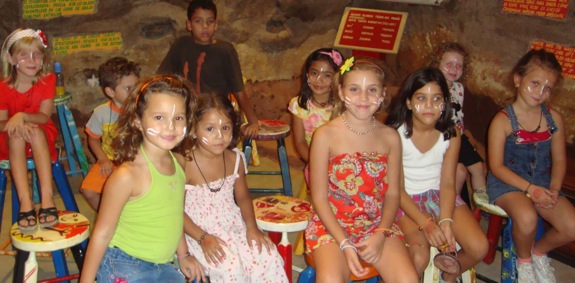 facepainting_casa_de_campo_living_bazaar facepainting_casa_de_campo_living_bazaar