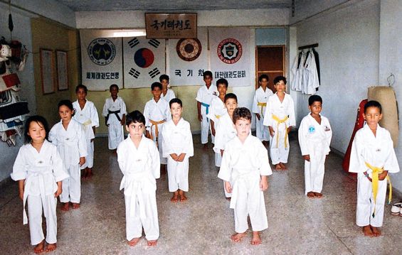 04 Taekwondo class at Club de la Costa