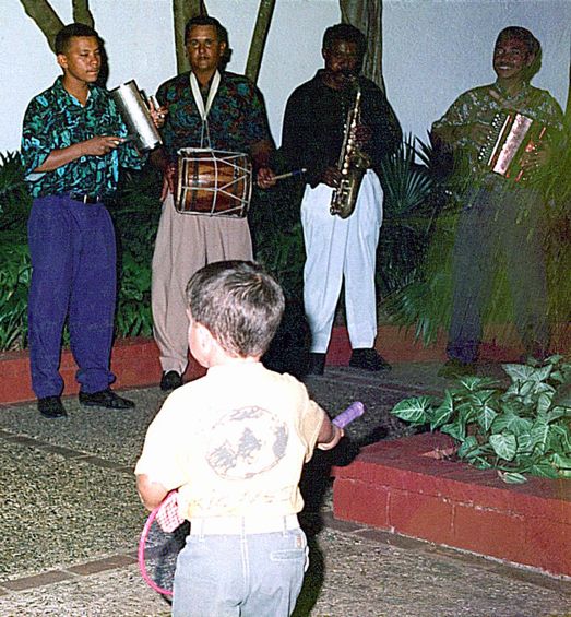 05 Racquet as Guitar at Dominican Night
