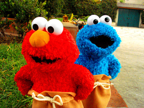 (Elmo viene a Altos de Chavon (Elmo viene a Altos de Chavon