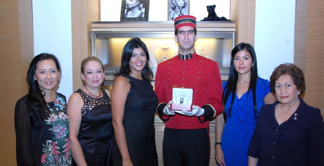 A fundraising cocktail at Cartier Santo 
